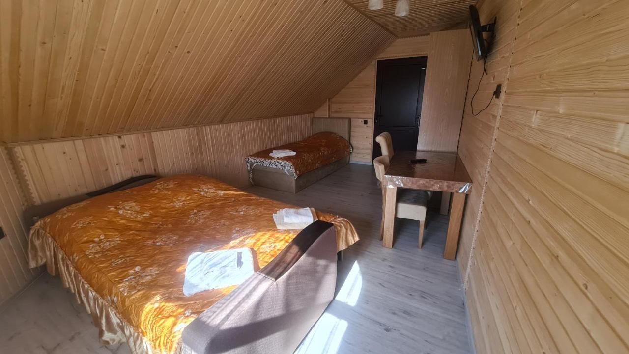 Гостинний Двір Вишня Bukovel Luaran gambar