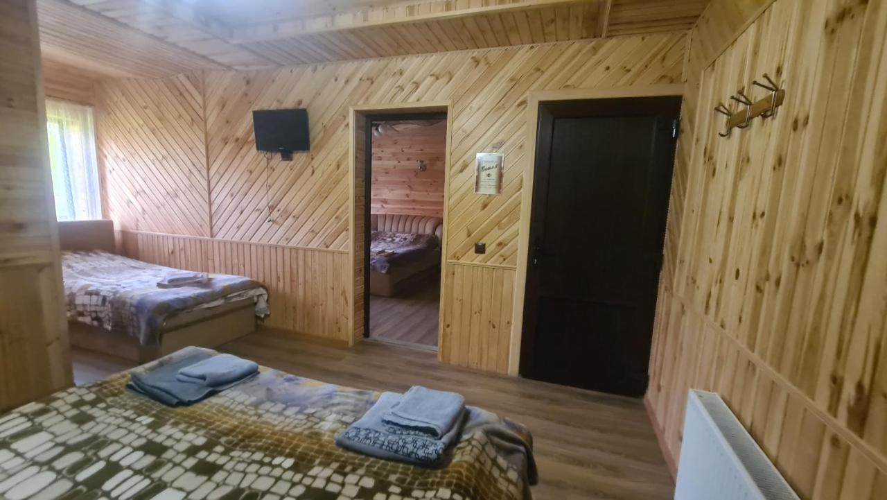 Гостинний Двір Вишня Bukovel Luaran gambar