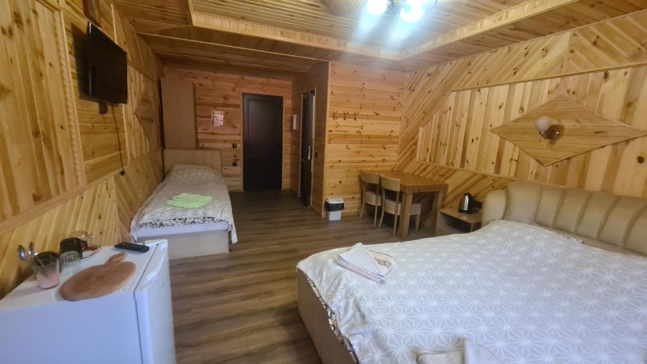 Гостинний Двір Вишня Bukovel Luaran gambar
