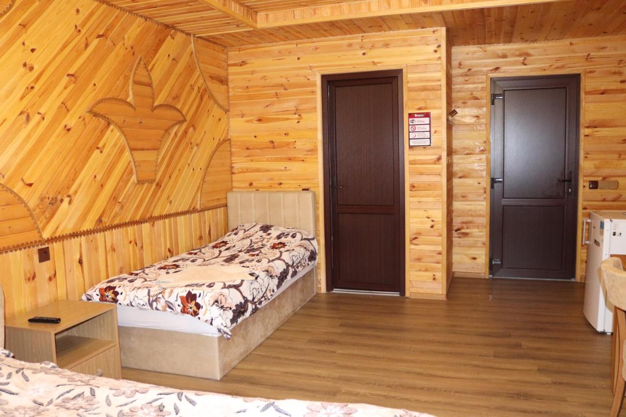 Гостинний Двір Вишня Bukovel Luaran gambar