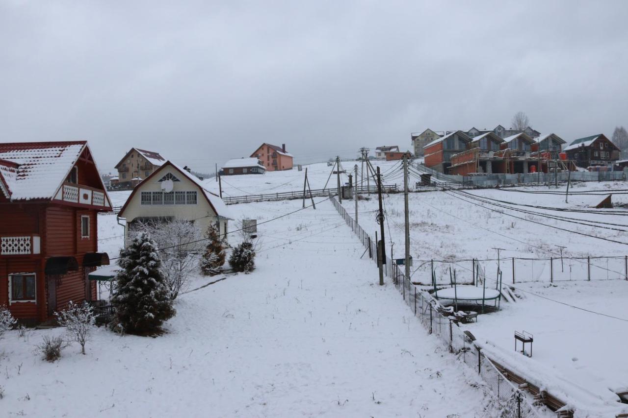 Гостинний Двір Вишня Bukovel Luaran gambar