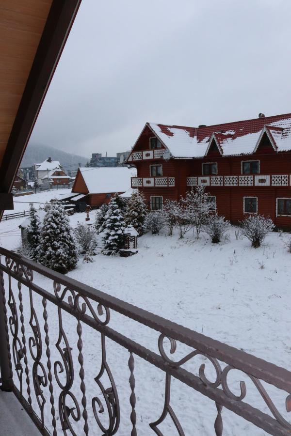 Гостинний Двір Вишня Bukovel Luaran gambar