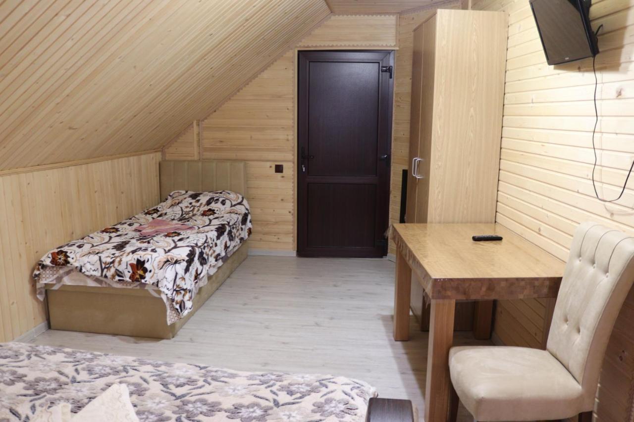 Гостинний Двір Вишня Bukovel Luaran gambar