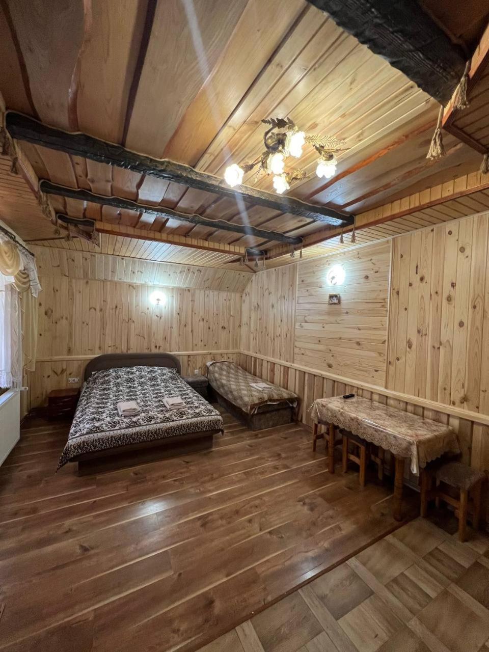 Гостинний Двір Вишня Bukovel Luaran gambar